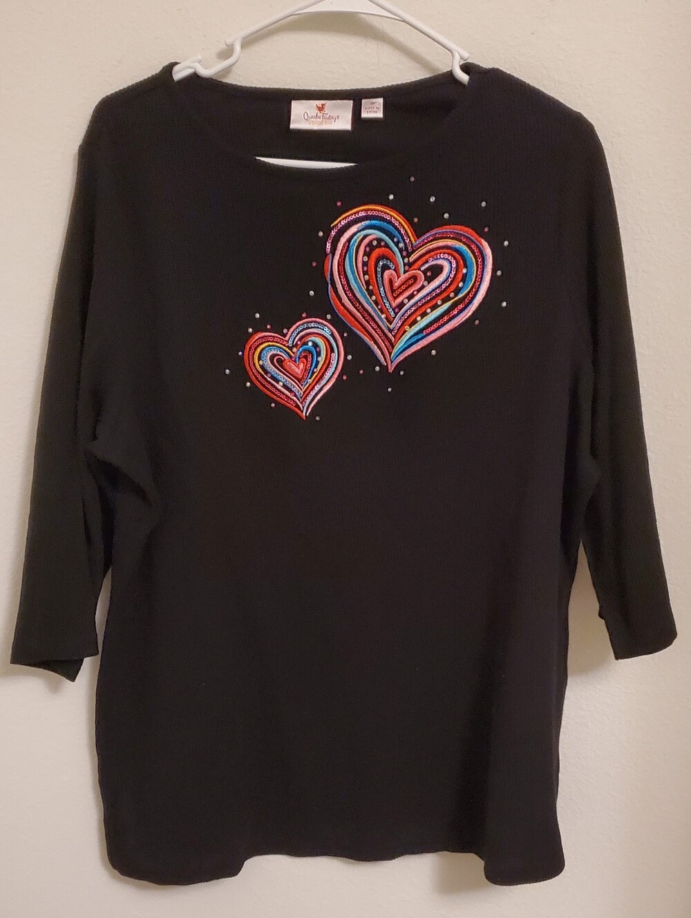 Quacker Factory Black Ribbed Top with Colorful Heart Embroidered Accents Size 1X